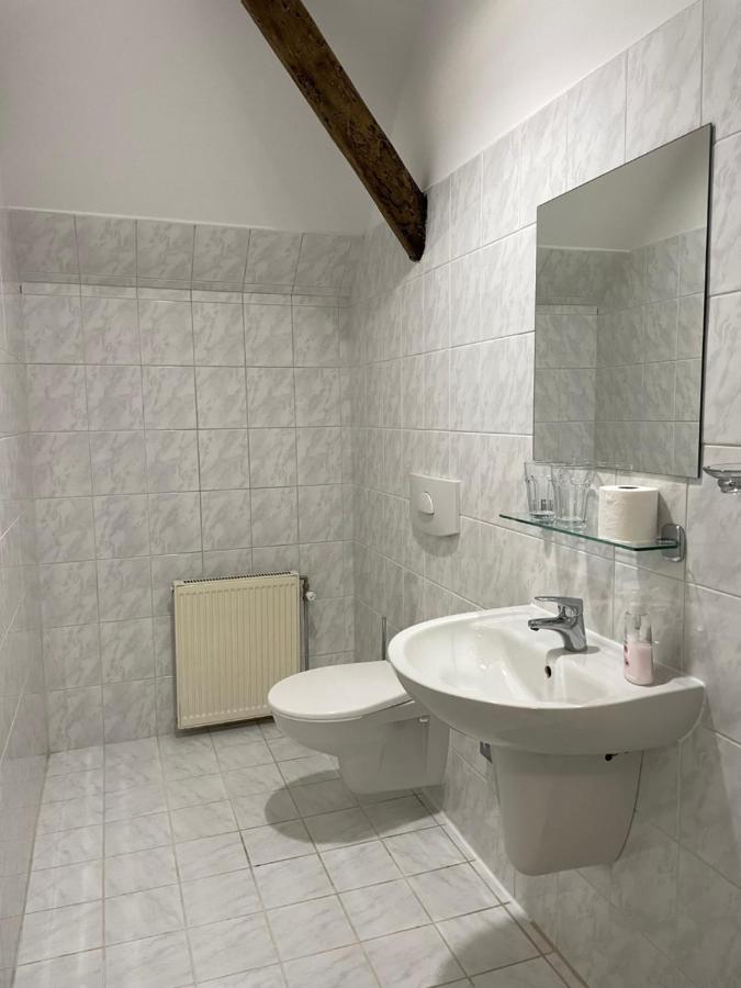 Hotel Bechneruv Statek Lány Zewnętrze zdjęcie